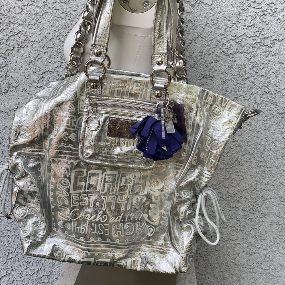 Vintage Y2K RARE Silver Metallic Coach Poppy Signature Shoulder Bag Purse XL - Picture 8 of 16